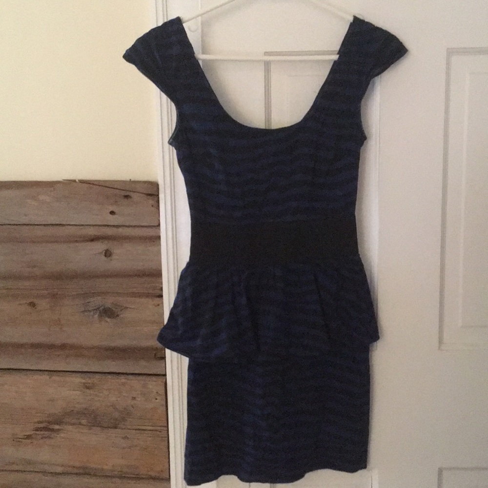 🐯 Zara Striped Mini Dress, Size Small